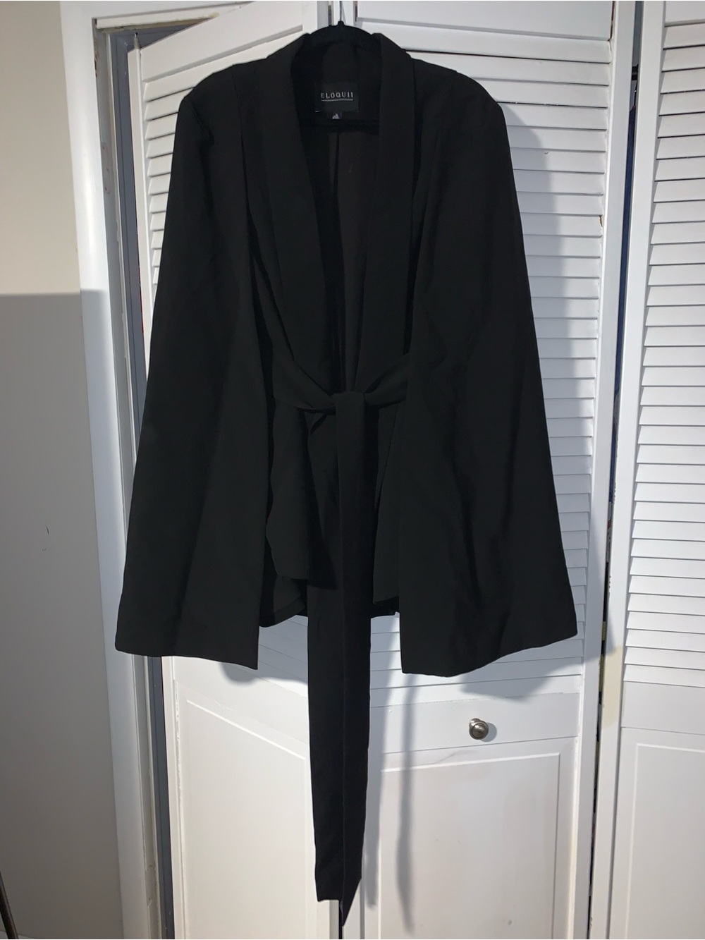 Eloquii Plus Size Women’s Tie-Waist Cape Blazer